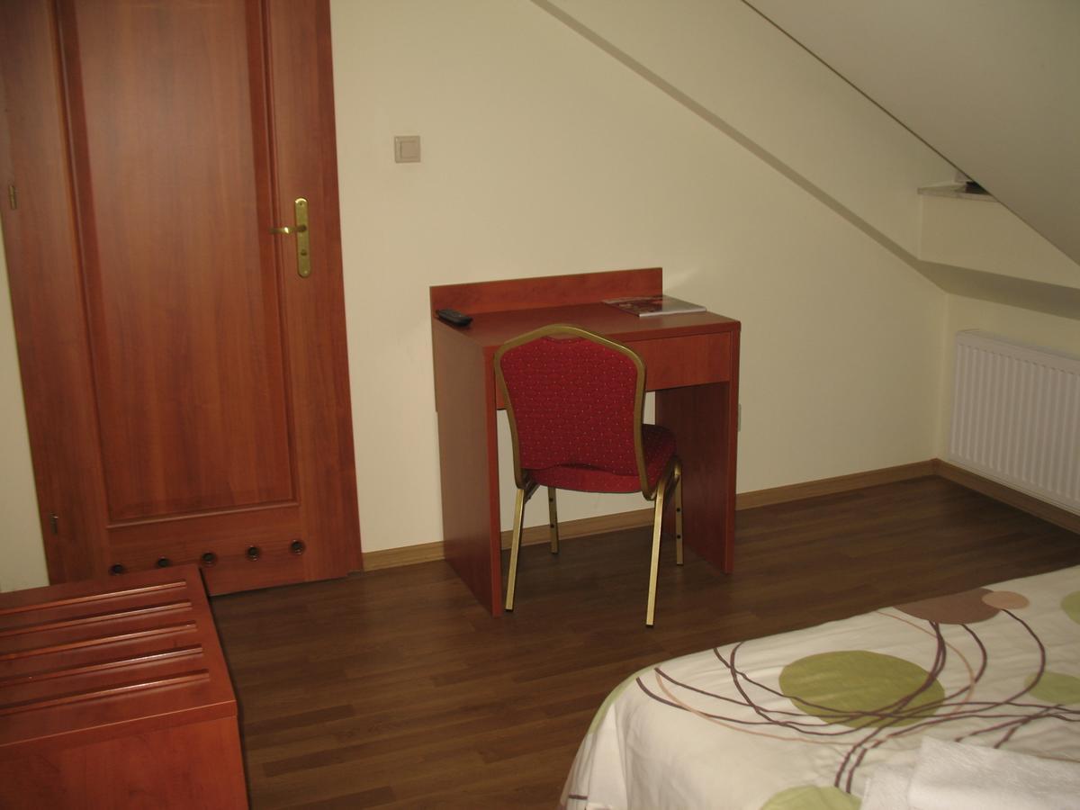 Zacisze Hotel Ulan Ruang foto