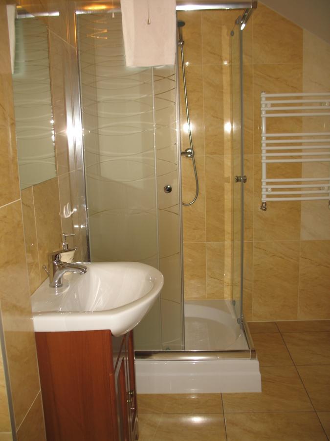 Zacisze Hotel Ulan Ruang foto
